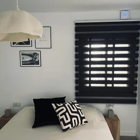Apartment Ocean Shore 2 *